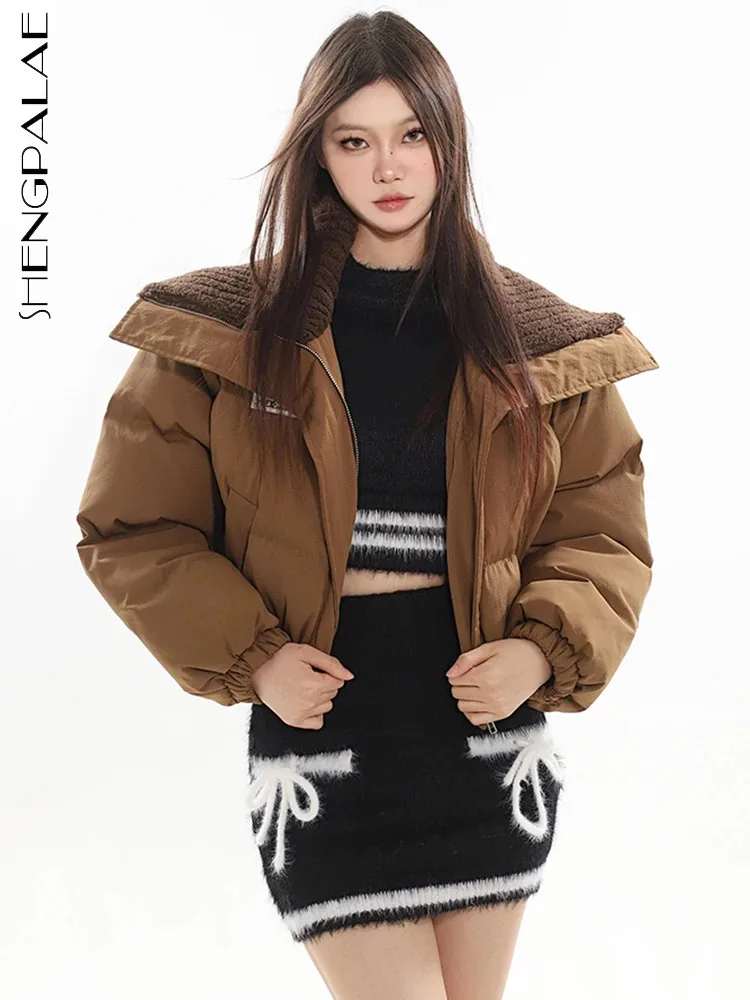 

SHENGPALAE вязаное лоскутное пальто с большими отворотами, зимнее женское пальто, новинка 2023, универсальная утолщенная теплая короткая хлопковая одежда для женщин 5R8067