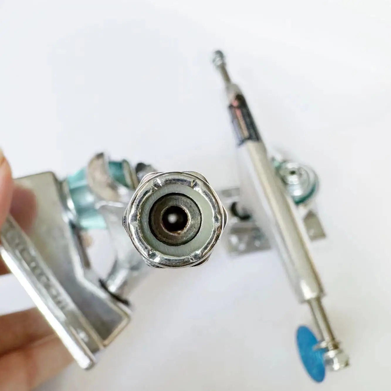 Рисунок 5 - Оригинальные скейтборды 149 148 thunder