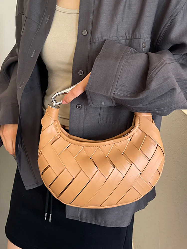 Тканевая сумка-хобо через плечо