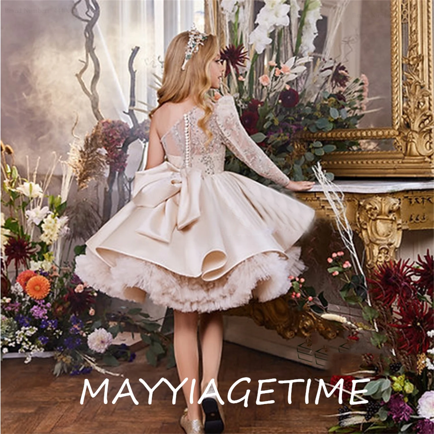 

Платье для девочек с длинным рукавом и цветами в несколько рядов, новинка, атласное платье для девочек до колен с блестками и крестинами для принцессы, свадебные вечерние платья