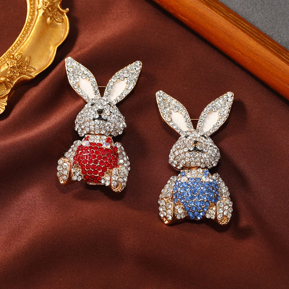 

New Exquisite And Cute Rhinestone Anti Stray Rabbit Brooch For Men And Women, Light Luxury Temperament, Zodiac Animal Brooch