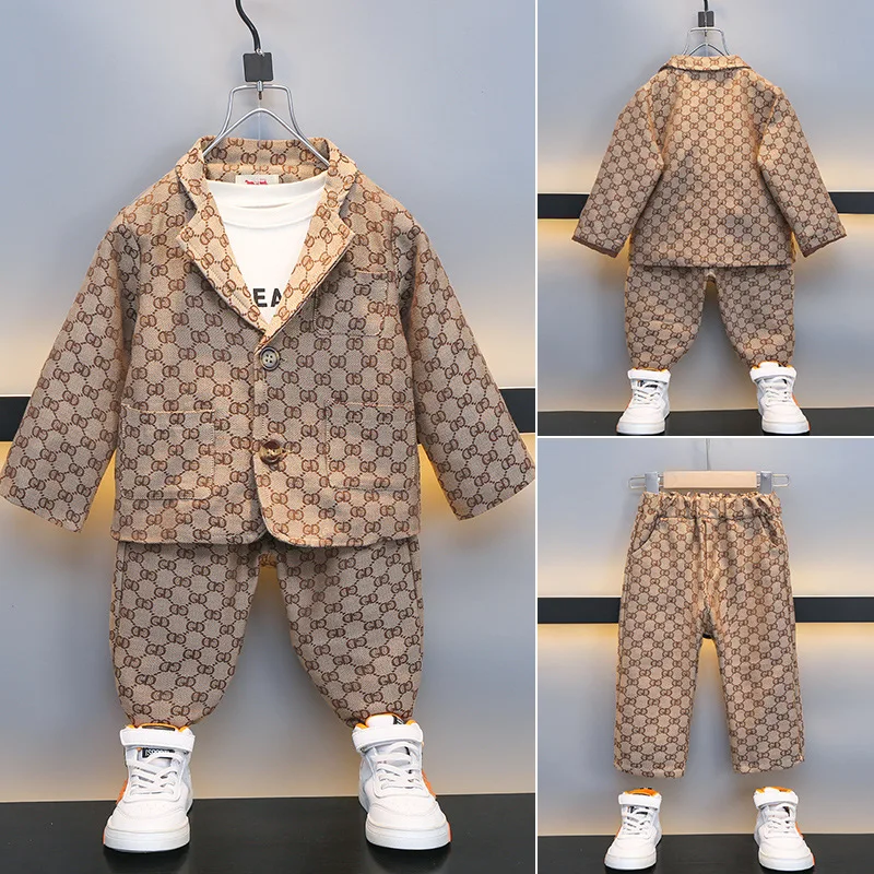 Костюм для мальчиков на весну и осень