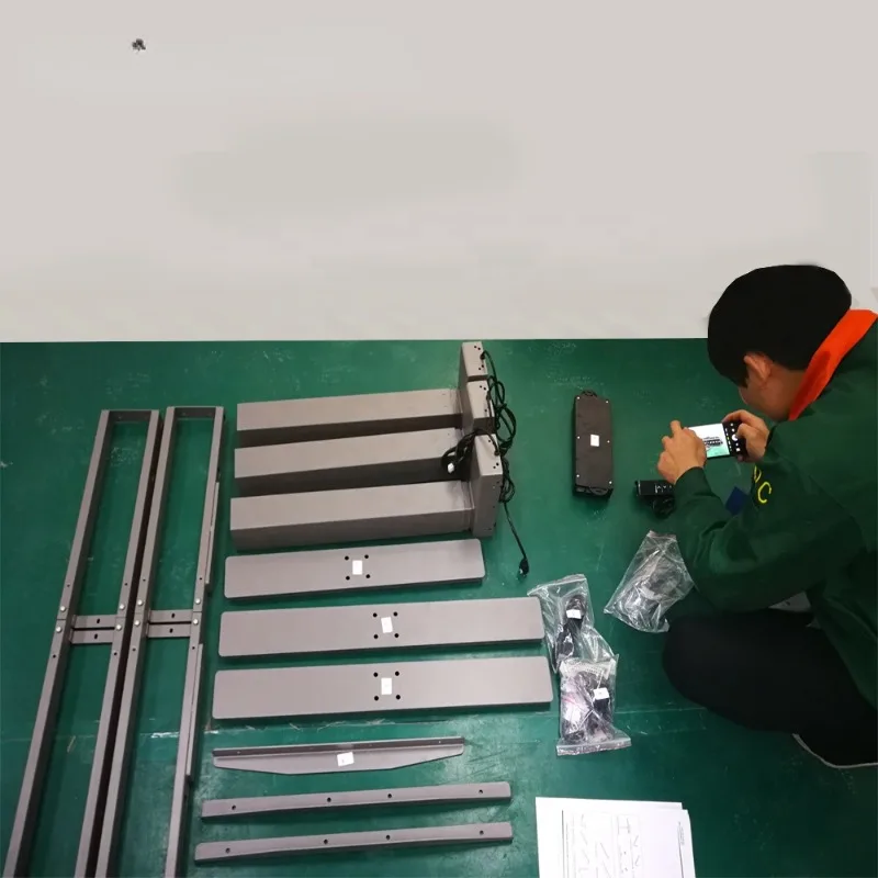 Офисная электрическая подставка с тремя двигателями регулируемая по высоте