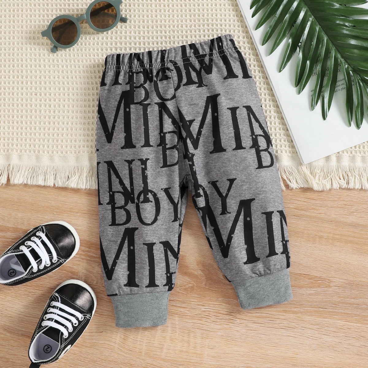 PatPat 2pcs Newborn Autumn And Winter Infant Baby Boy Clothes Allover Letter Print Long-sleeve Sweatshirt and Sweatpants Set