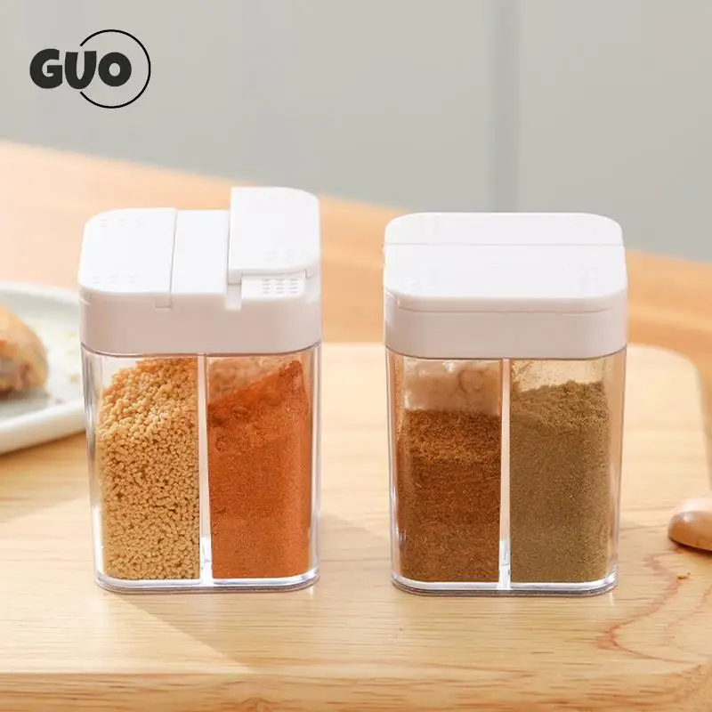 

4 Compartment Camping Seasoning Jar 4 In 1 Plastic Salt And Pepper Shaker With Lids Transparent Spice Dispenser For Cooking BBQ