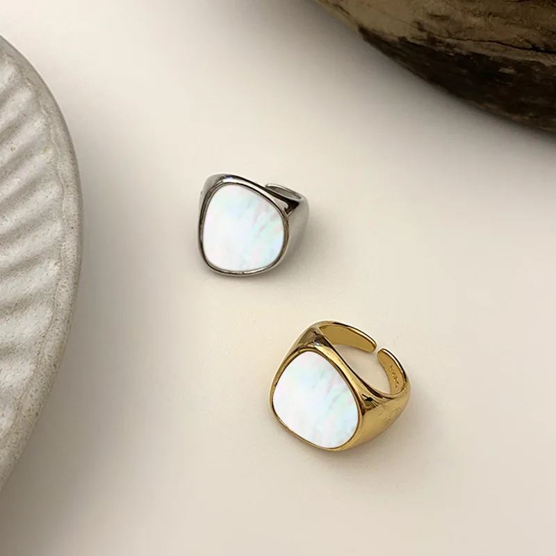 

Square White Shell Silver Gold Ring Women Designer Fashion Jewelry And Accessories Dropship Suppliers Novelties 2022 Trend