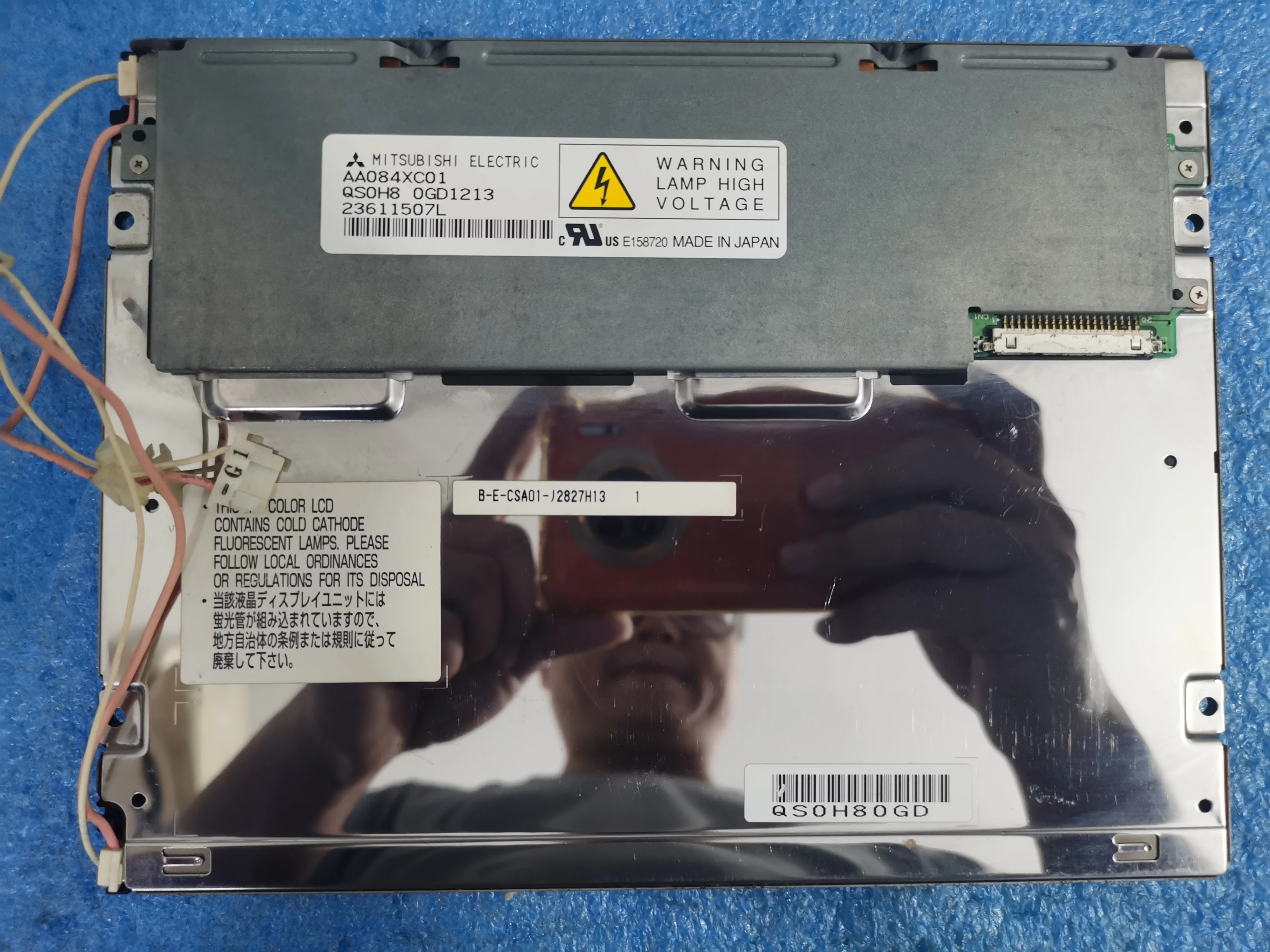 

Оригинальный 8,4 дюймовый промышленный экран AA084XC01, протестирован и отправлен AA084XA03