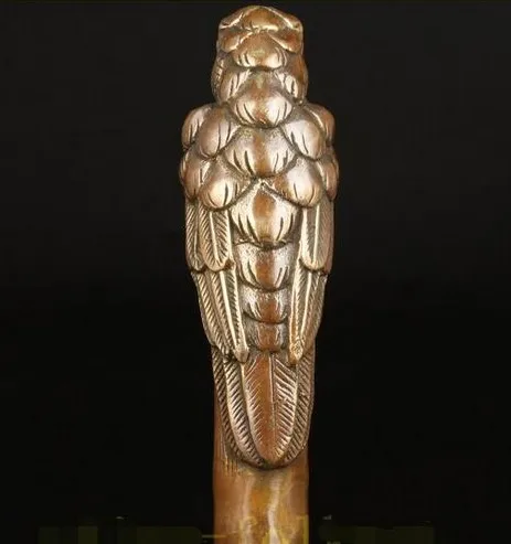 Статуэтка бронзового попугая