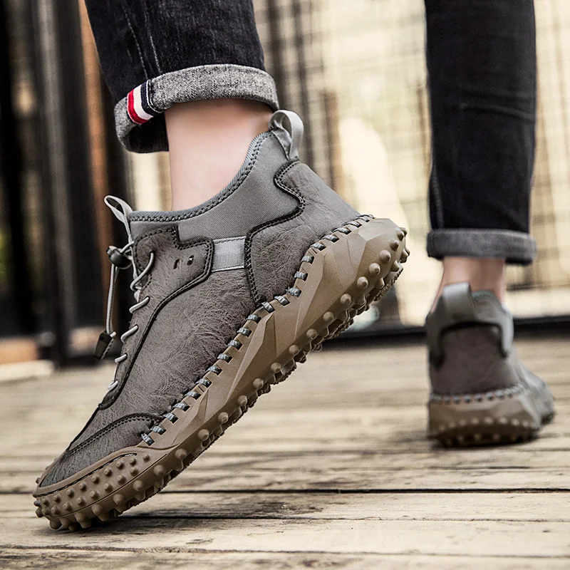 Autumn Golf Shoes Outdoor Fitness Golf Sneakers Nailless Comfortable Track and Field Grass Golf Shoes Large Size 38-46