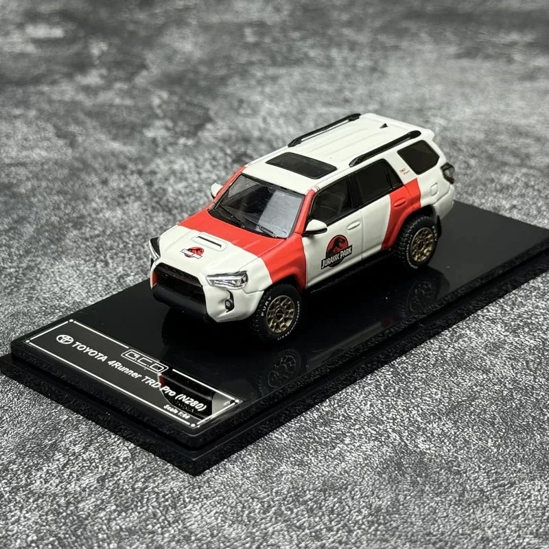 Предварительный заказ * GPS 1:64 Speedmaster Tacoma Jurassic World Themed Paint Simulation Alloy Модель