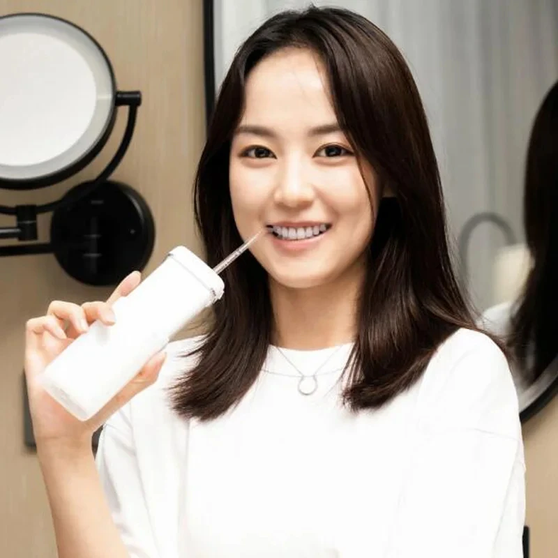 Портативный ирригатор для полости рта M6 Plus