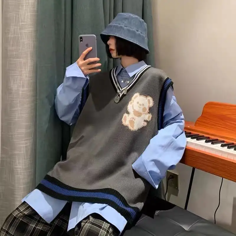 

Жилет женский трикотажный в японском ретро стиле с V-образным вырезом