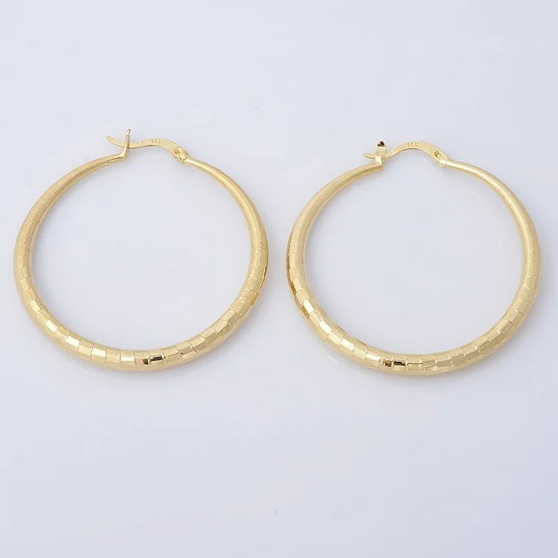 

Classic Gold Colour Hoop Earrings Exquisite Simple Gold Color Hand Carved Round Wedding Earrings for Women Jewelry