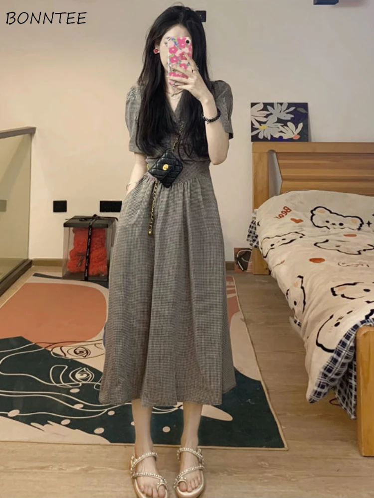 

Женские повседневные платья-миди в клетку, элегантные модные летние простые платья со складками и коротким рукавом в Корейском стиле ретро