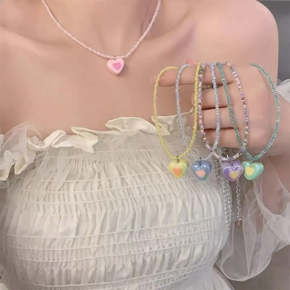 

Colorful Summer Women Heart Pendent Beaded Necklace Butterfly Pendent Clavicle Chain Girl Choker Cute Sweet Fashion Jewelry