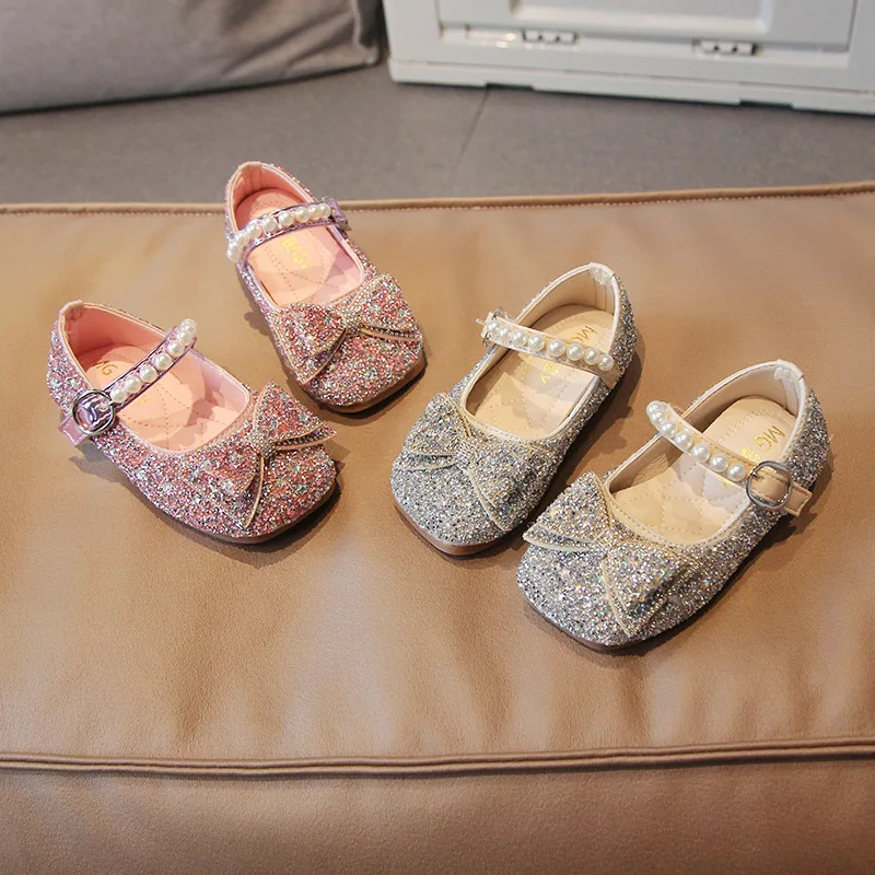 

Модные модельные туфли для маленькой девочки для выступления подиума Студенческая Свадебная обувь Стразы блестящие кожаные туфли принцес...