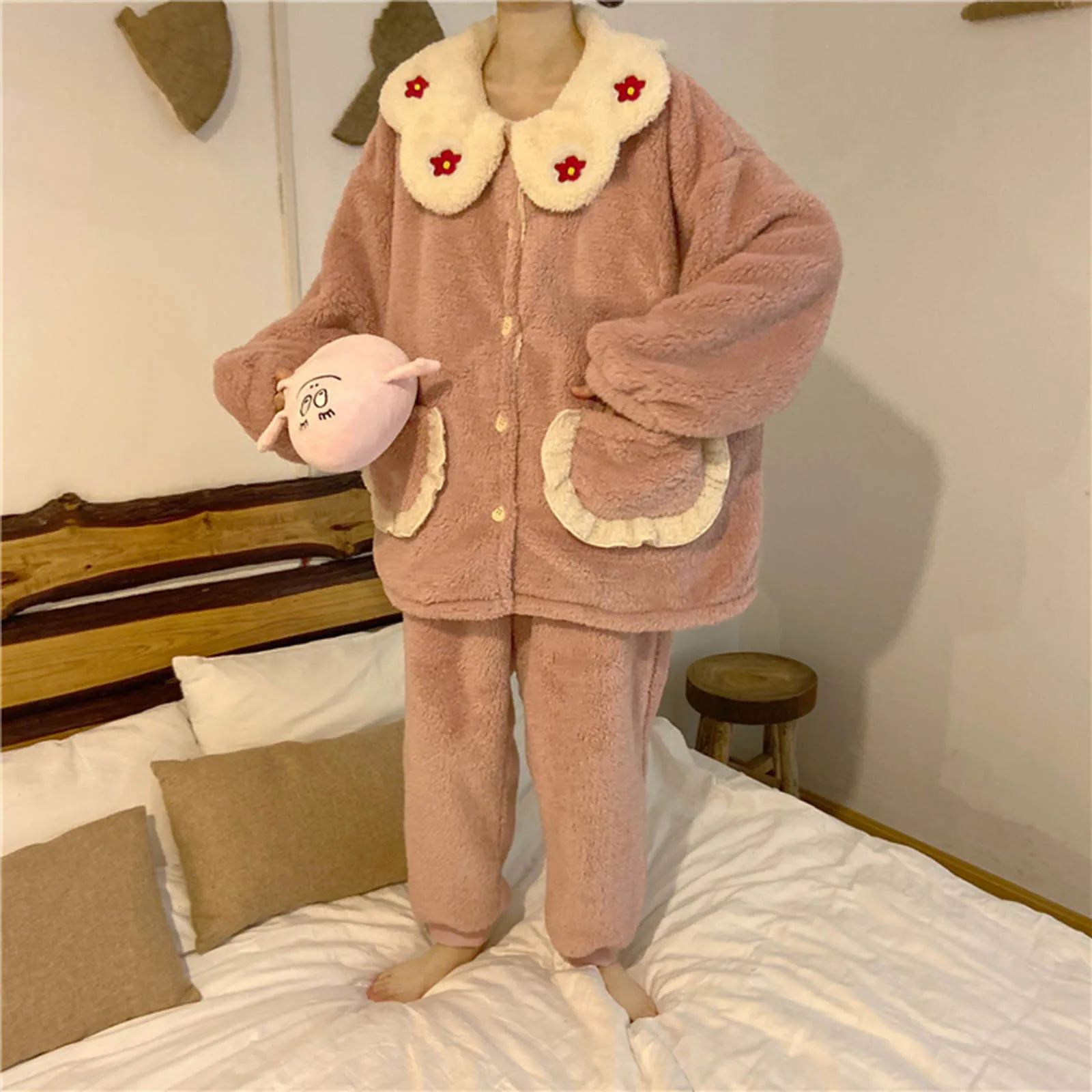 

Pajamas Set Women Sweet Cute Flanne Two-Piece Pajamas Suit Loose Autumn Winter Flower Nightgown With Pant Warm Cute Homewear