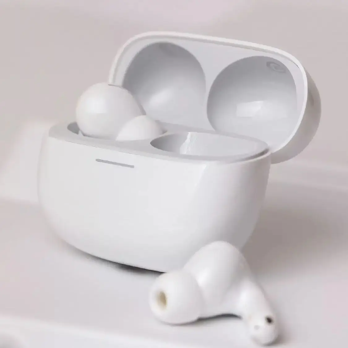 Наушники Xiaomi Redmi Buds 6 Pro Tws с активным шумоподавлением до 55 дБ длиной 36 часов |