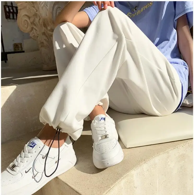 Рисунок 2 - Новинка 2022, осенняя женская верхняя одежда