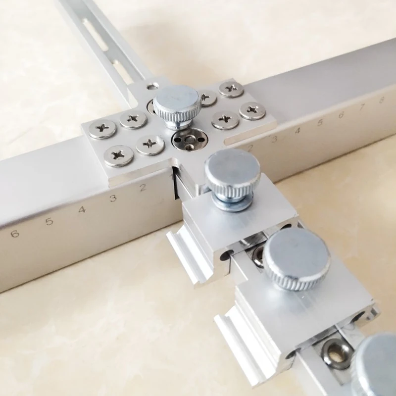 Металлический зажим для шкафа из алюминиевого сплава регулируемый шаблон
