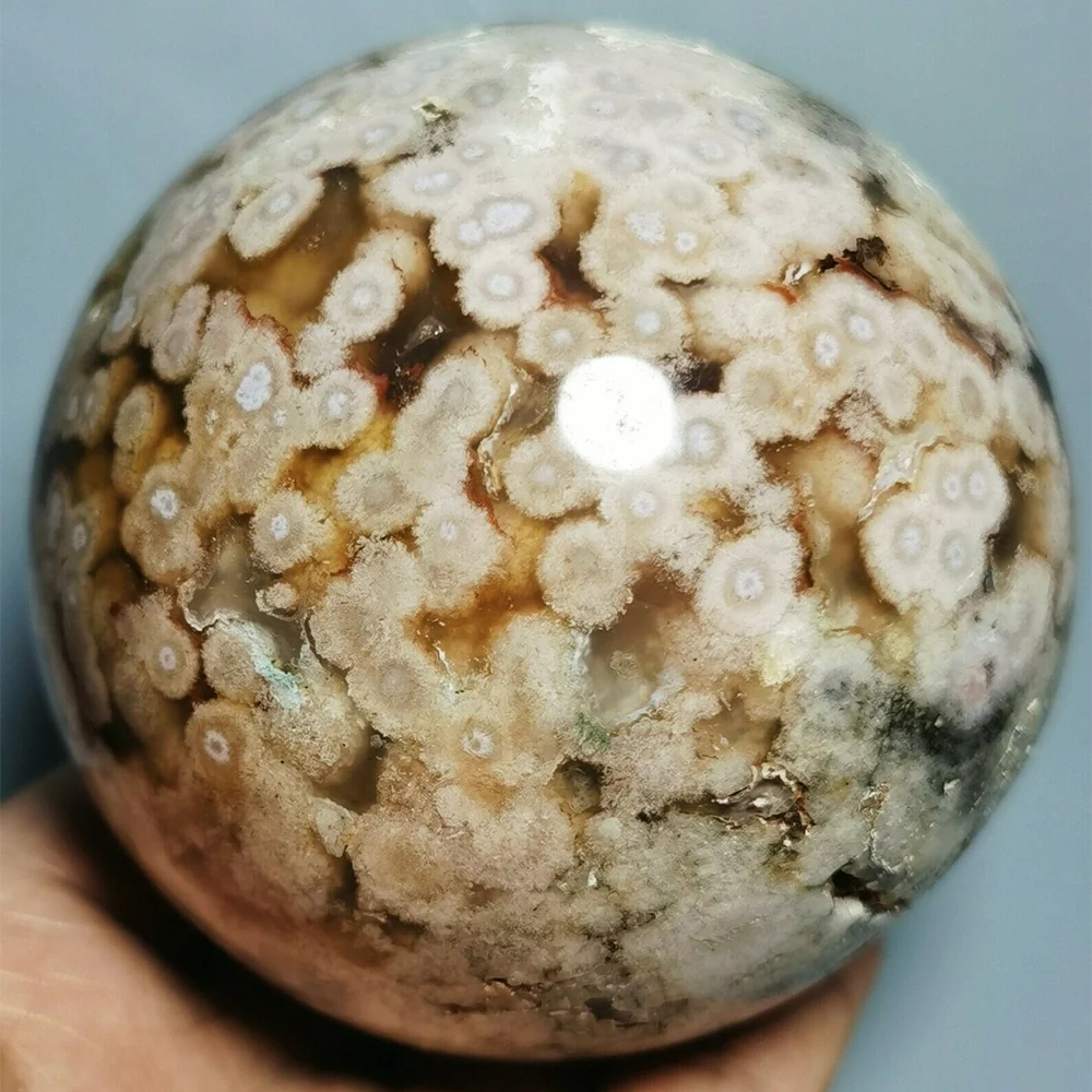 

RARE NATURAL SNOWFLAKES, CHERRY BLOSSOMS, AGATE CRYSTAL BALL, REIKI HEALING ROOM DECORATION, MADAGASCAR