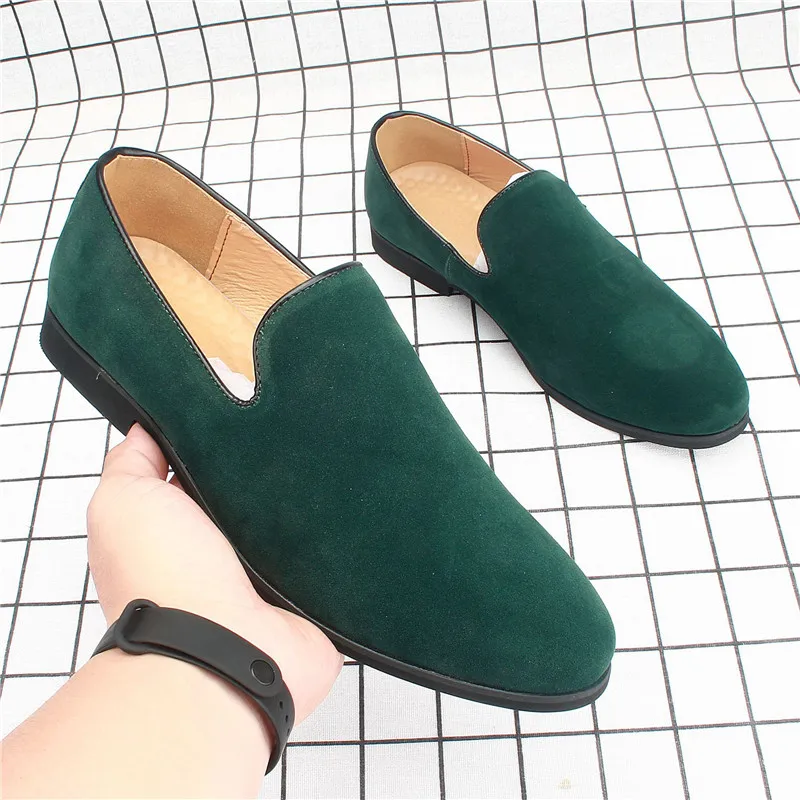 

New Fashion Green Slip-On Men Casual Loafers Shoes Suede Driving Shoes Male Moccasins Pointed Banquet Social Shoes