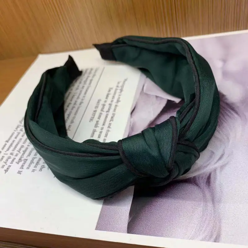 

Wide Brim Knotted Hair Hoop Retro Luxury Burgundy Velvet Braid Hair Band Wide Hairband Hair Hoop Headband for Hair Woman
