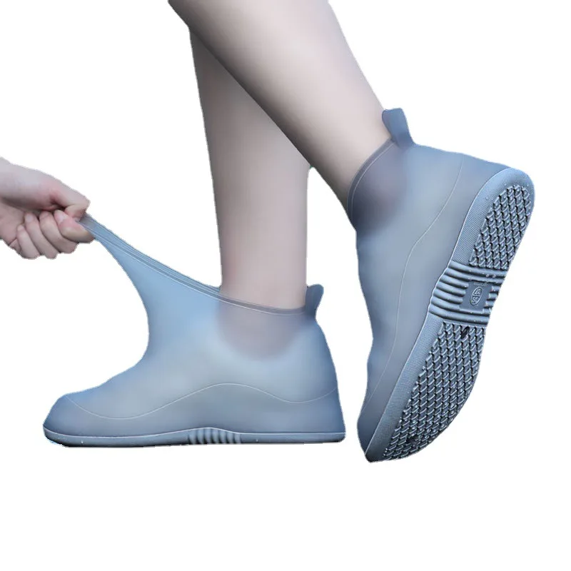 Couple's Rain Shoes Waterproof Shoes Cover Non-slip Wear-resistant Water Shoes Women Low Top Overshoes