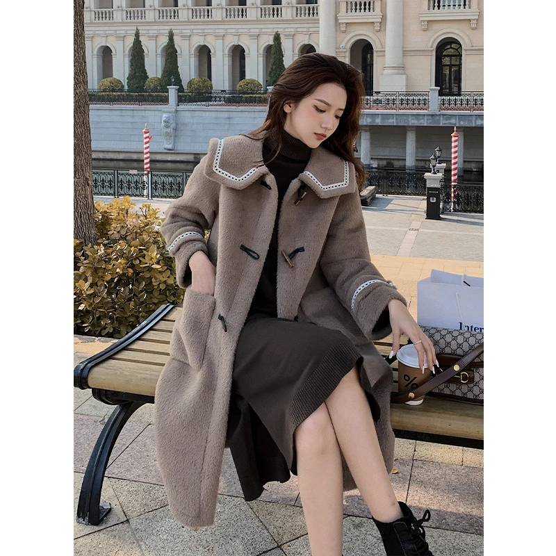 Женское длинное бархатное пальто из искусственной норки кожи двубортное нежный