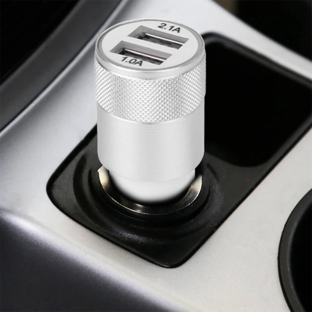 

Автомобильное зарядное устройство с двумя USB-портами, а, 1 А