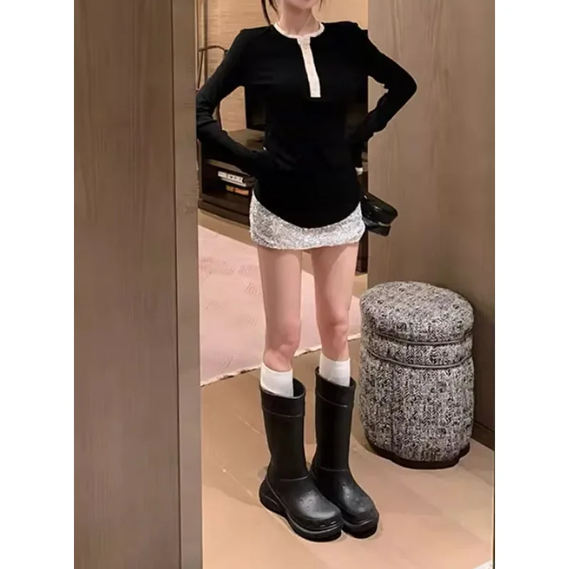 Женская футболка с круглым вырезом длинным рукавом