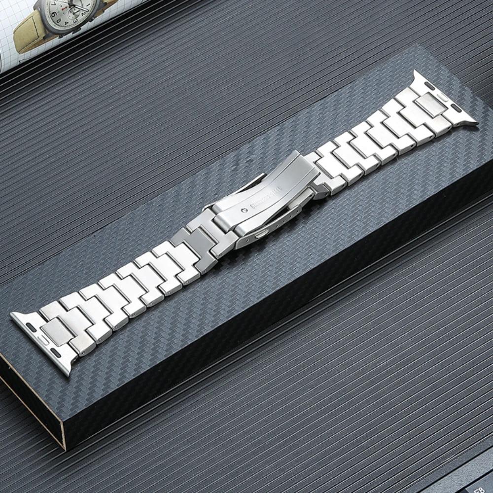 Correa Titanium Strap for Apple Watch Ultra 49mm 41mm 40mm Luxury Metal Watchband 45mm for IWatch Series 8 7 SE 6 44mm Wristband
