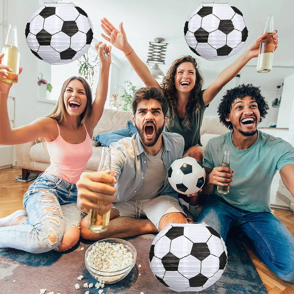 Картинка we are playing football tomorrow. Испольщуйте слова в скобказ для льразования поедлоений вpast simple. Футбол с друзьями дома. Сыграй с друзьями. Герундий и инфинитив worksheets.
