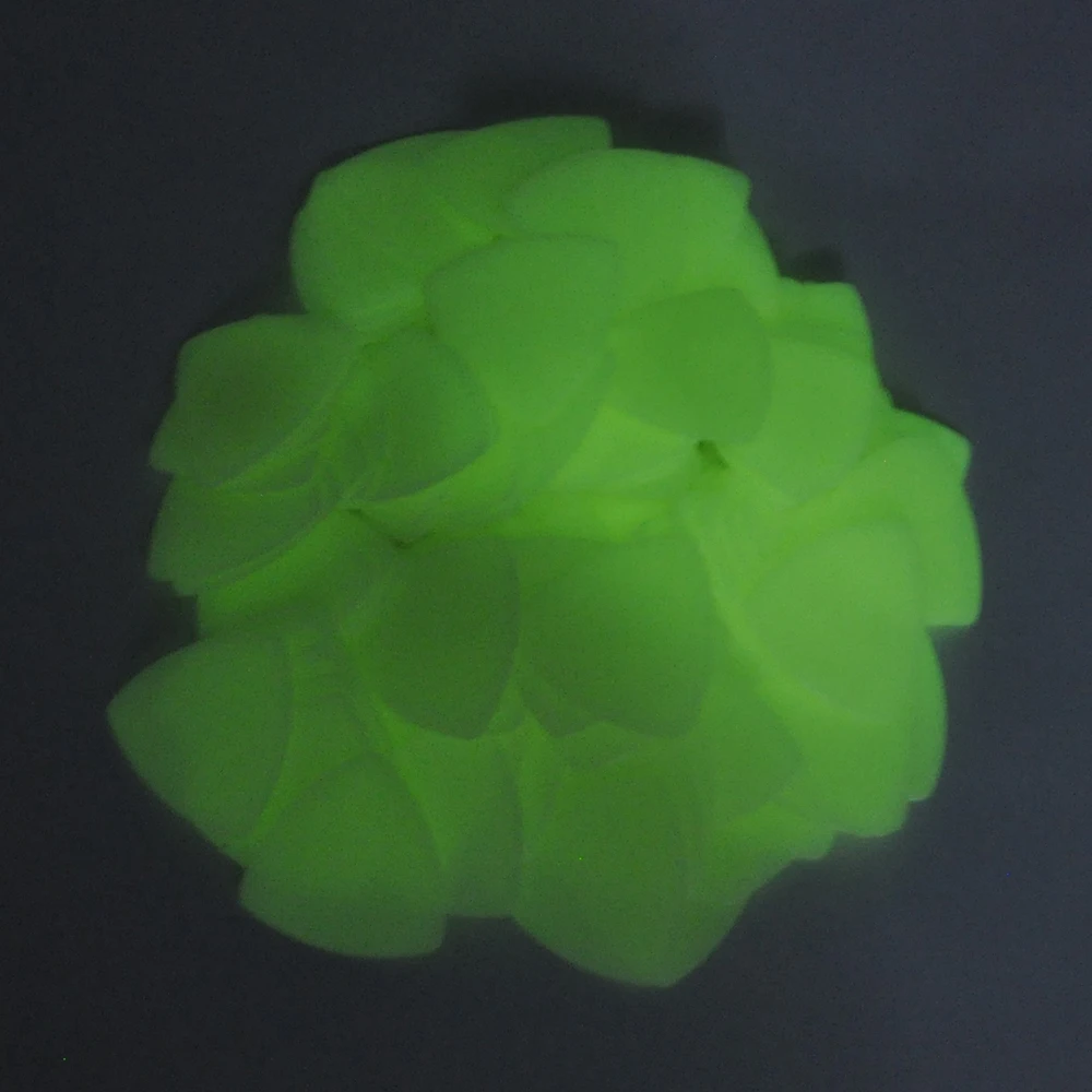 Много 50 шт. большие закругленные треугольные целлулоидные медиаторы для гитары