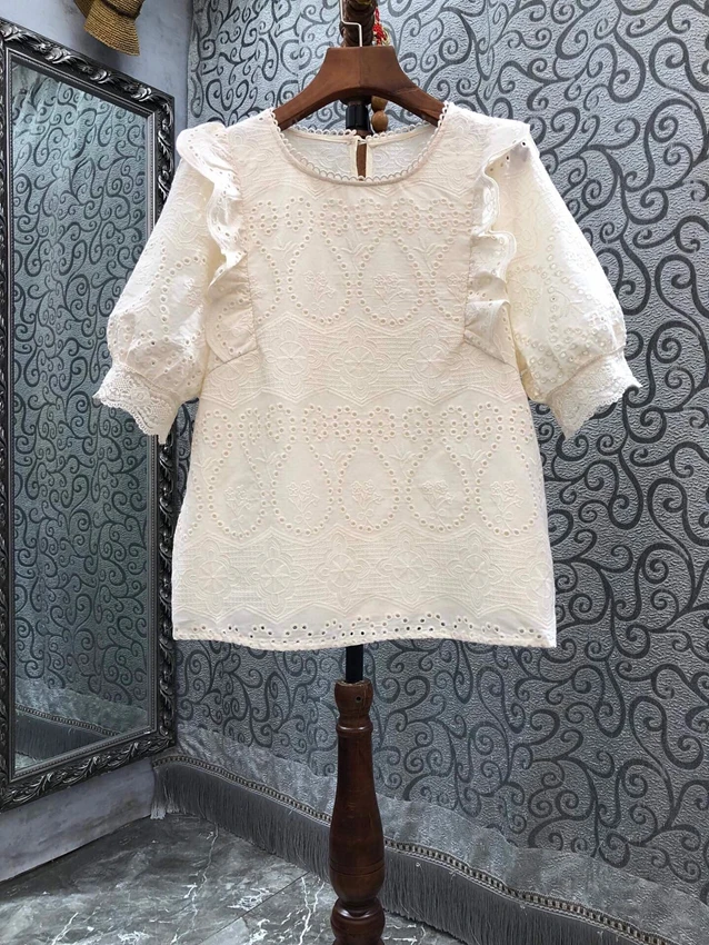 

2023 new women fashion bubble short sleeves sexy lace cutout embroidered sweet top shirt 0304