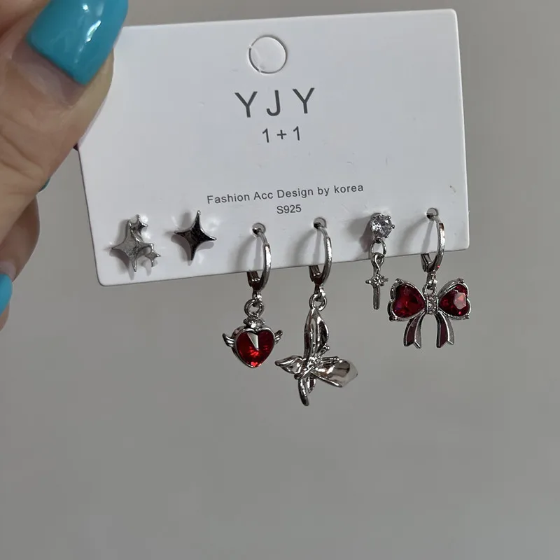 Набор женских сережек Goth с черной бабочкой и кристаллами в виде звезд