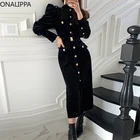 Платье женское однобортное, бархатное, с воротником-стойкой