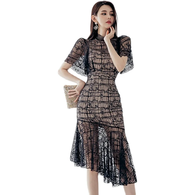 Платье женское демисезонное ТРАПЕЦИЕВИДНОЕ с завышенной талией и коротким