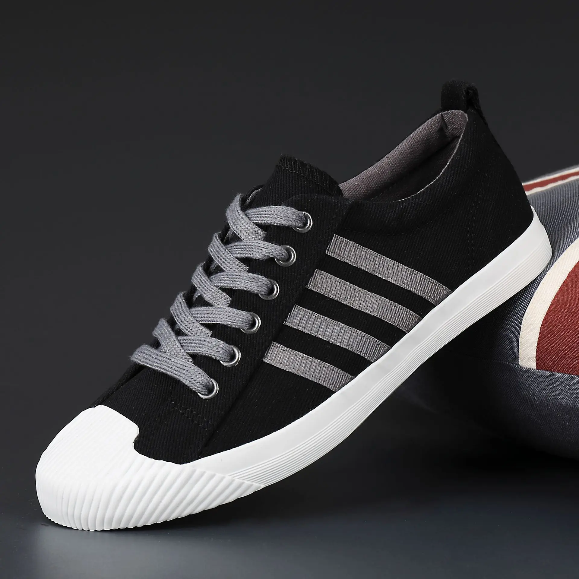 

New Vulcanize Shoes for Men Lace-up Casual Shoes Canvas Skateboard Shoes Men Zapatillas Verdes Hombre A53-02