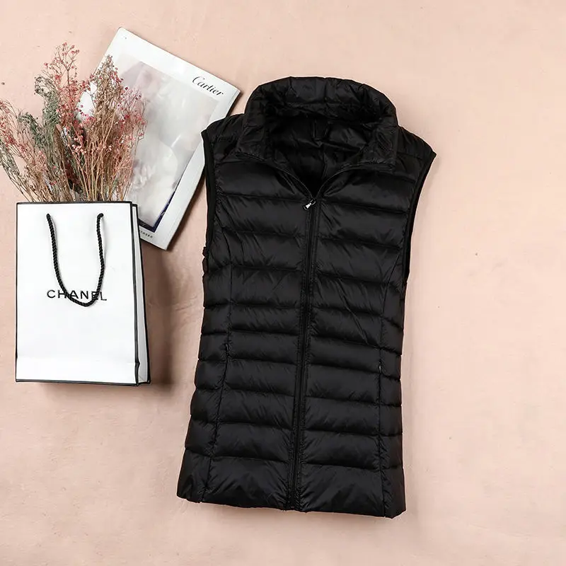 Ultra Thin Down Jacket Light Warm Waistcoat Female Sleeveless Cropped Puffer Jacket Vest Lining Woman Winter Coat Spring 2022