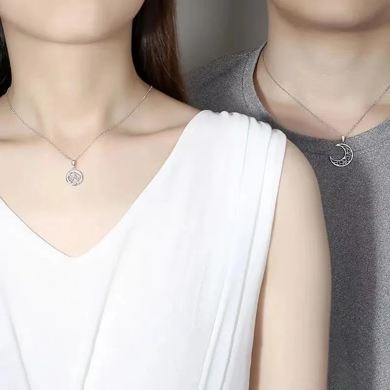 

2022 New Valentine's Day Explosion Sun And Crescent Shape Can Be Spliced ​​Couple Necklace Men's And Women's Cross Chain