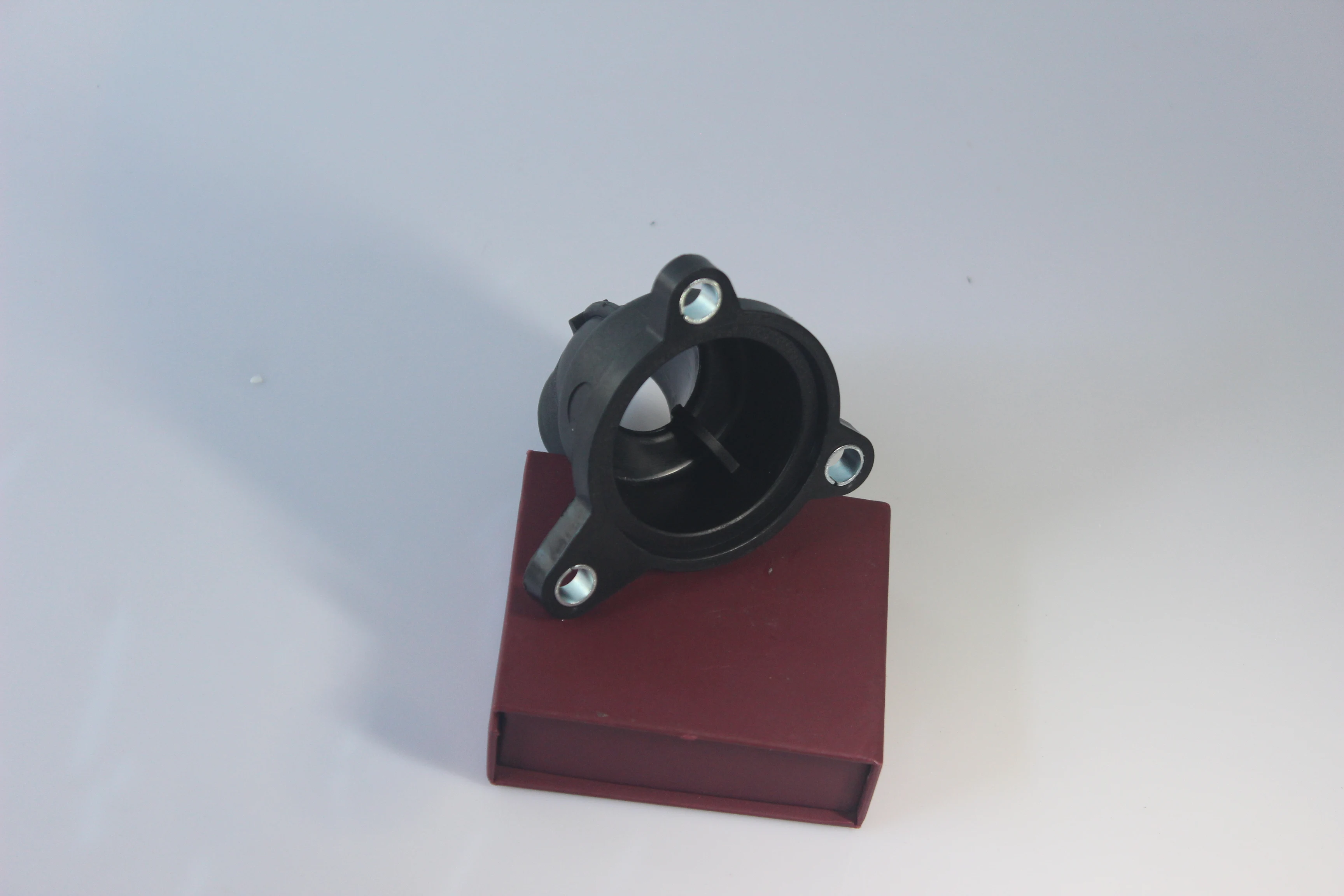Для 8200729683 термостат автомобильные аксессуары Запчасти двигатель Assy R Фланец