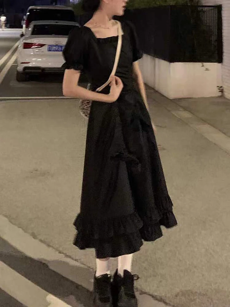 

2022 New Women's French Black and White Dresses