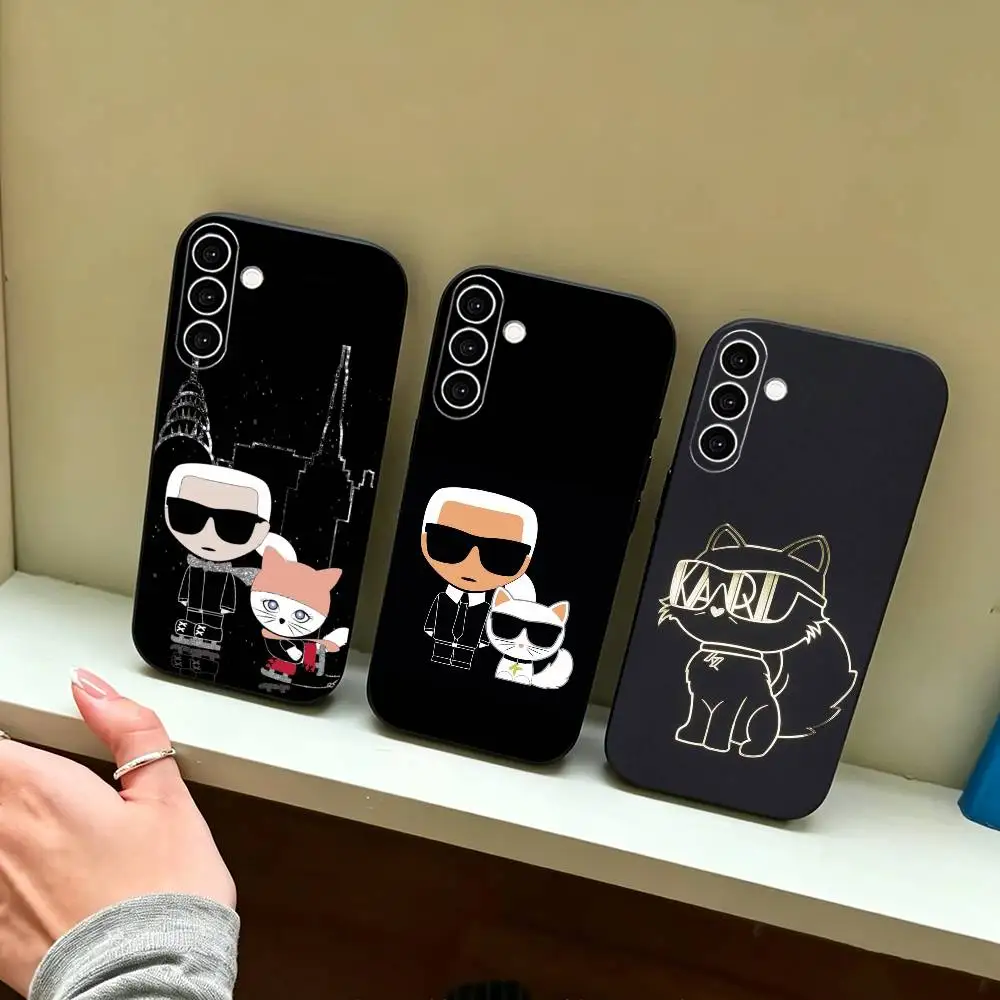 Фото Чехол для телефона K-Karls Lagerfelds Cat Gift, черный, силиконовый, мягкий, для Samsung Galaxy A73, A72, A71, A70, A53, A52, A51 №1