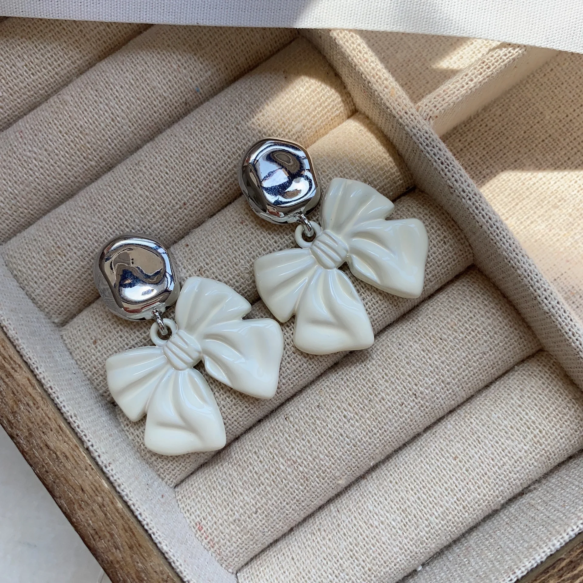 

New style Gold Plated vintage Earrings studs for girls