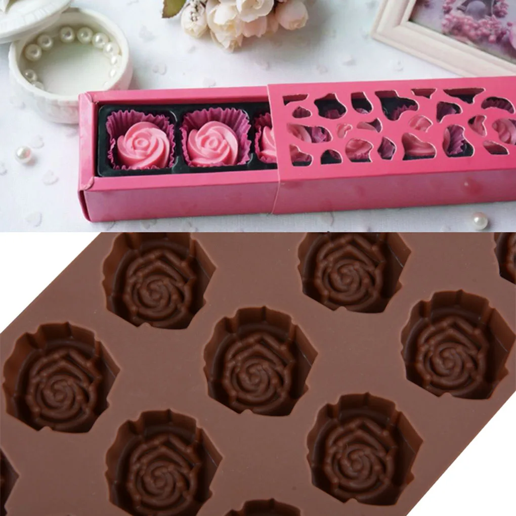Формы для заливки шоколада. Формочки для шоколадных роз. Формочки для шоколадных цветов. Заливание шоколада в форму.