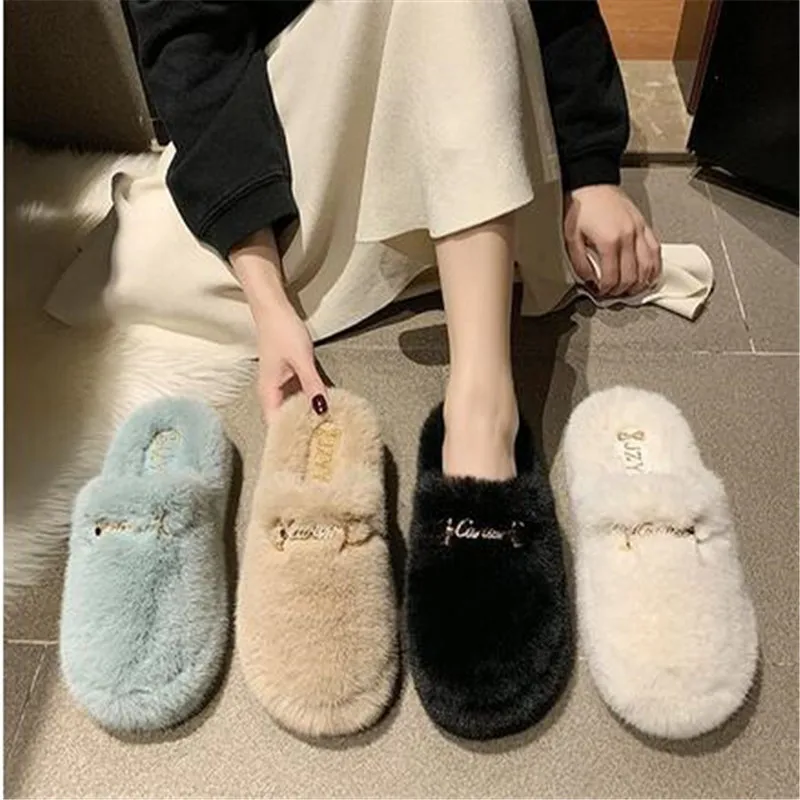 Женские плюшевые шлепанцы на плоской подошве