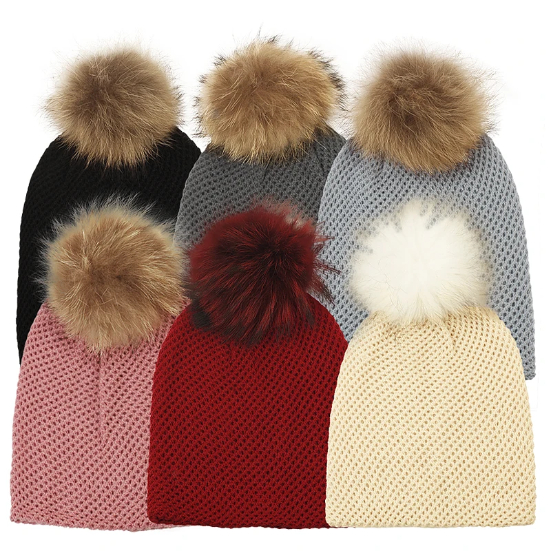 

Женская двухслойная шапка с помпоном из натурального меха енота, 15 см