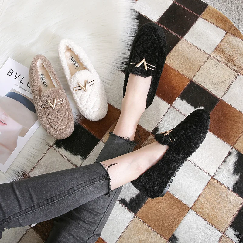 2022 Brand Metal Buckle Loafers Winter Woolen Shoes Women Sheep Fur Flats Ladies Femme Lambswool Mocasines Plush Cotton Shoes