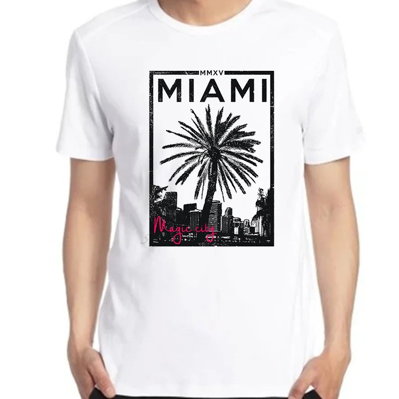 

Футболка мужская с принтом волшебного города, винтажный пляжный плакат, Повседневная Уличная одежда с коротким рукавом, летняя одежда в сти...
